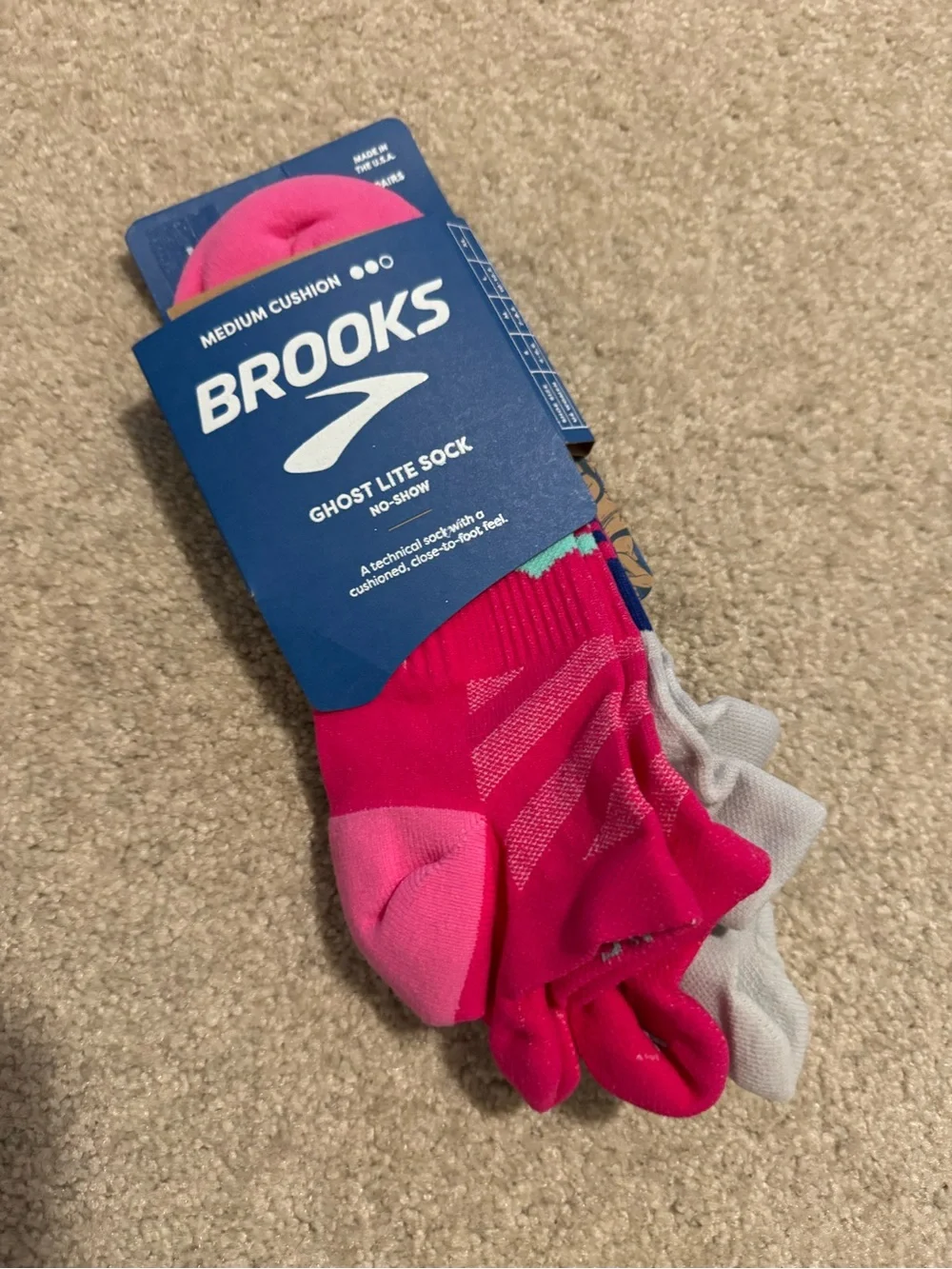 Brooks Ghost Lite No Show 2-Pack Pink/Salt/ Light Grey Running Socks NWT-Large